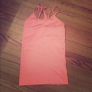 Peach Zella workout top!